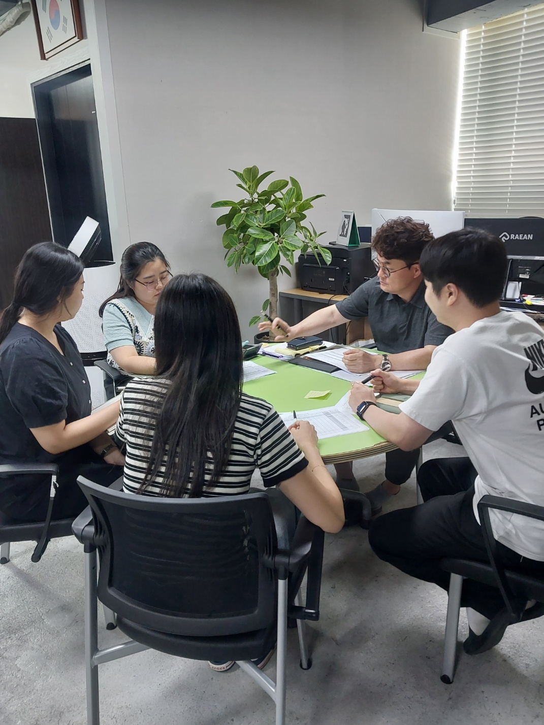 시장형사업단 신규 사업 발굴관련 회의 진행